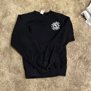 balboa island black crew neck